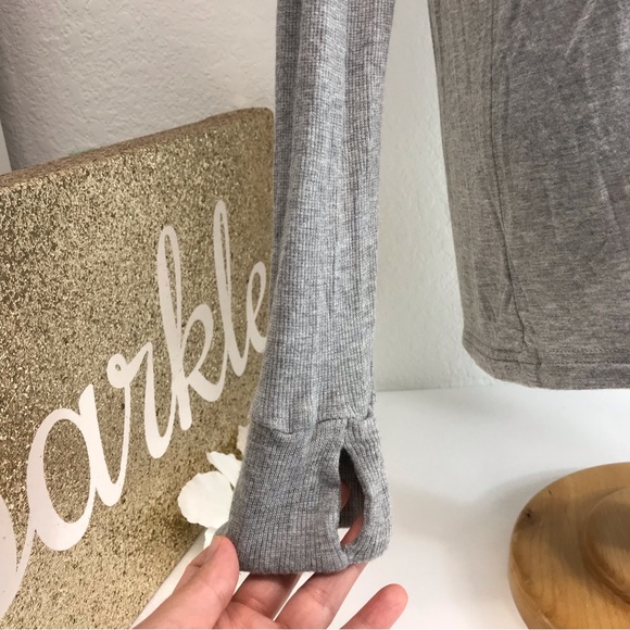 Lascana for Venus | Long sleeve Open Back Top, Grey-medium - Picture 4 of 10